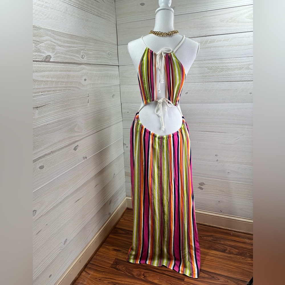 May & July Bold Striped Cut Out Maxi Dress M FREE SHIP - Picture 3 of 5